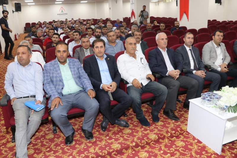 KARAKÖPRÜ BELEDİYESPOR'DA ASLAN VE YÖNETİMİ GÜVEN TAZELEDİ