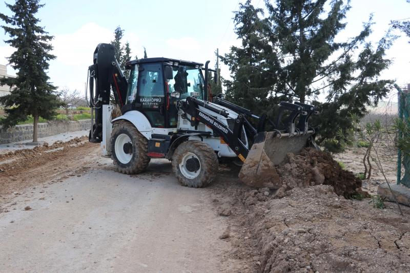KARAKÖPRÜ KIRSALINDA SELİN İZLERİ TEMİZLENİYOR