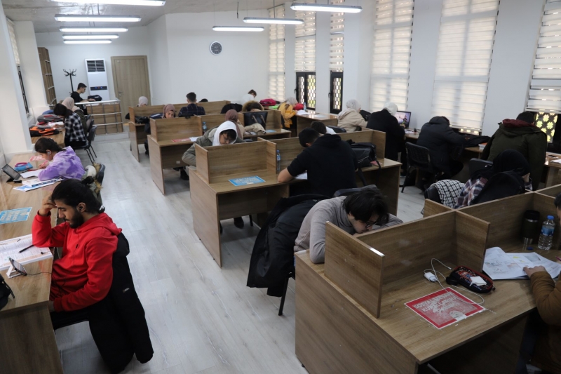 KARAKÖPRÜ OKUMA EVLERİNDE HİZMET SAATLERİ UZADI