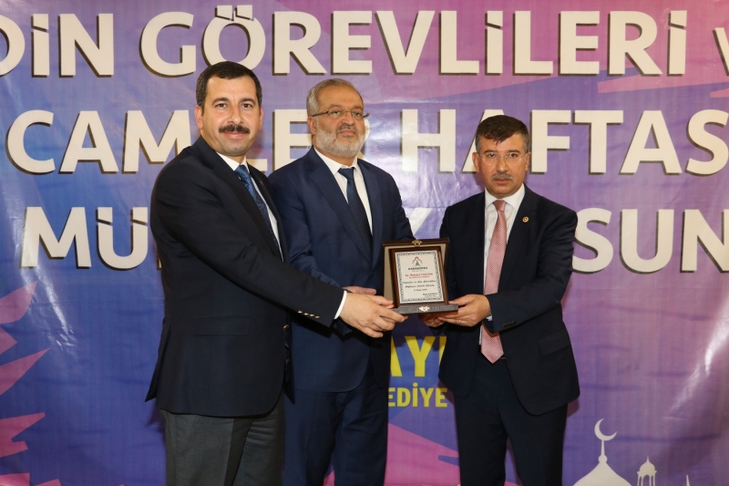 Karaköprü'de Camiler Ve Din Görevlileri Haftası Kutlandı