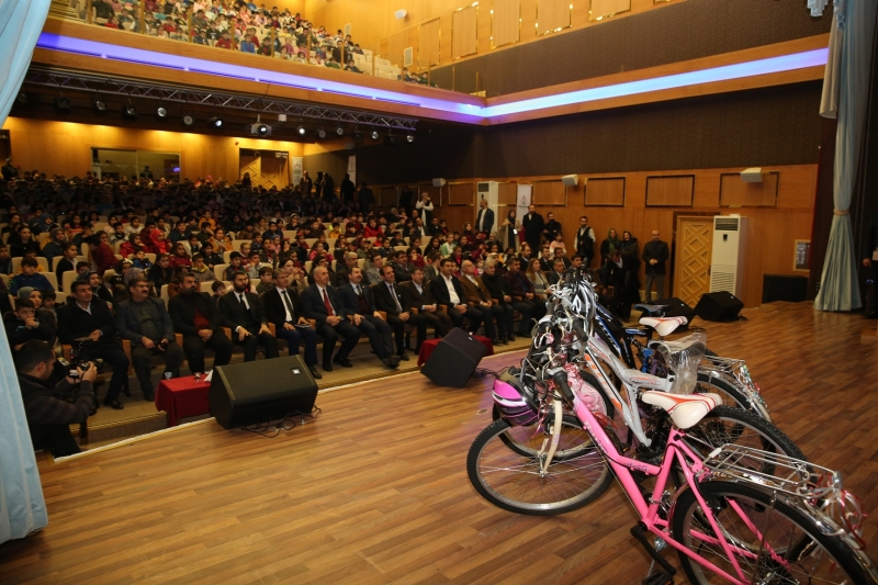 KARAKÖPRÜ’DE ÇOCUKLARIN HAYALLERİ GERÇEKLEŞİYOR