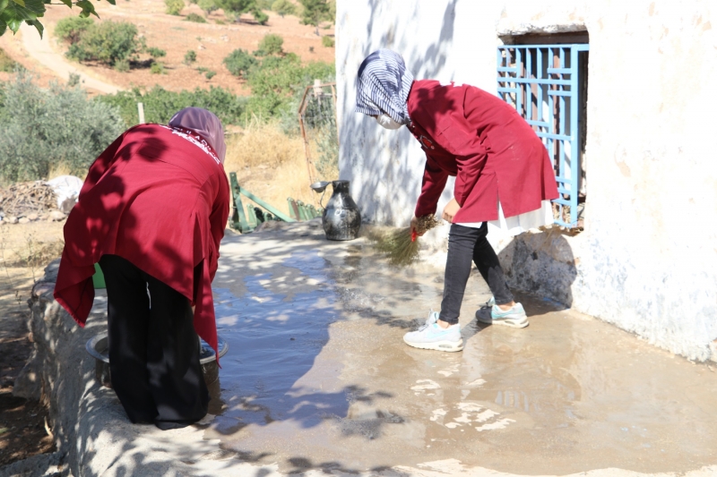 KARAKÖPRÜ’DE EVDE BAKIM HİZMETİ SÜRÜYOR