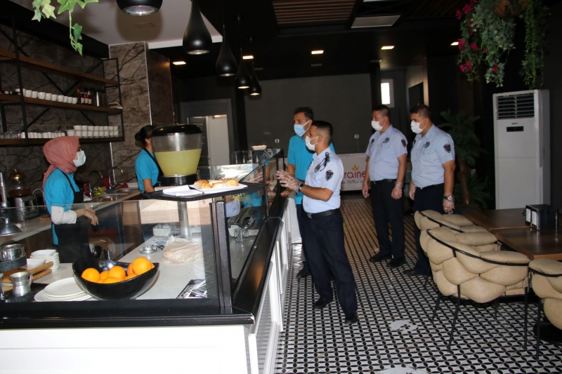 Karaköprü'de hijyen ve sağlık denetimleri devam ediyor