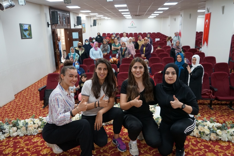 KARAKÖPRÜ’DE KADINLARA SAĞLIKLI BESLENME EĞİTİMİ VERİLDİ