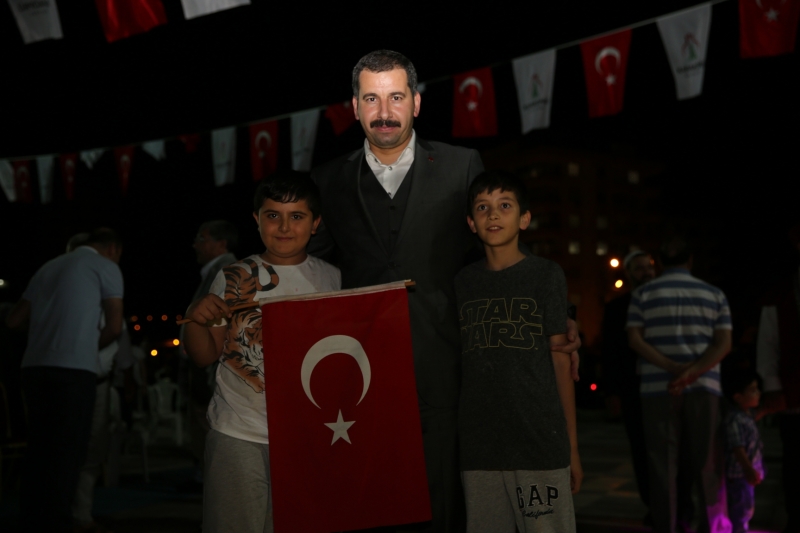 Karaköprü’de Kuran’ı Kerim Ziyafeti Dinliyenleri Mest Etti