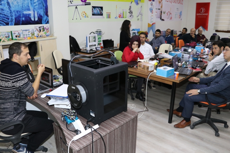 Karaköprü'de Öğretmenlere Kodlama Eğitimi