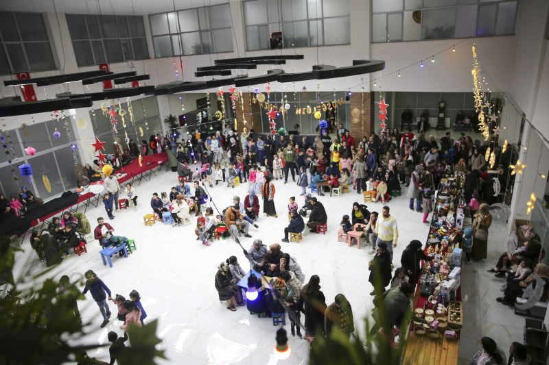 KARAKÖPRÜ’DE RAMAZAN ŞENLİKLERİNDE ÇOCUKLAR DOYASIYA EĞLENDİ