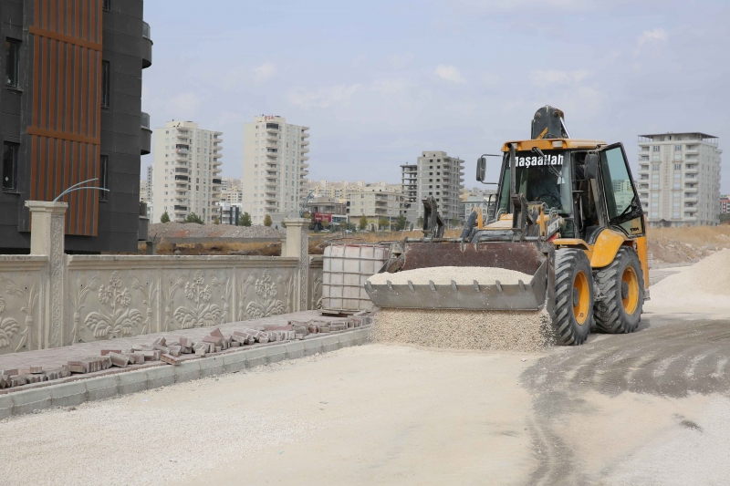 KARAKÖPRÜ’DE ÜSTYAPI ÇALIŞMALARI HIZ KESMİYOR
