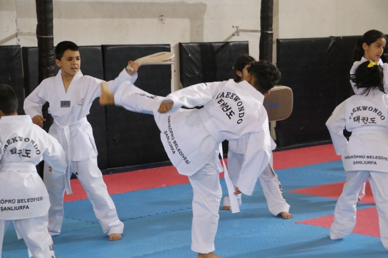 KARAKÖPRÜ’DE YENİ OLİMPİYAT ŞAMPİYONLARI YETİŞİYOR