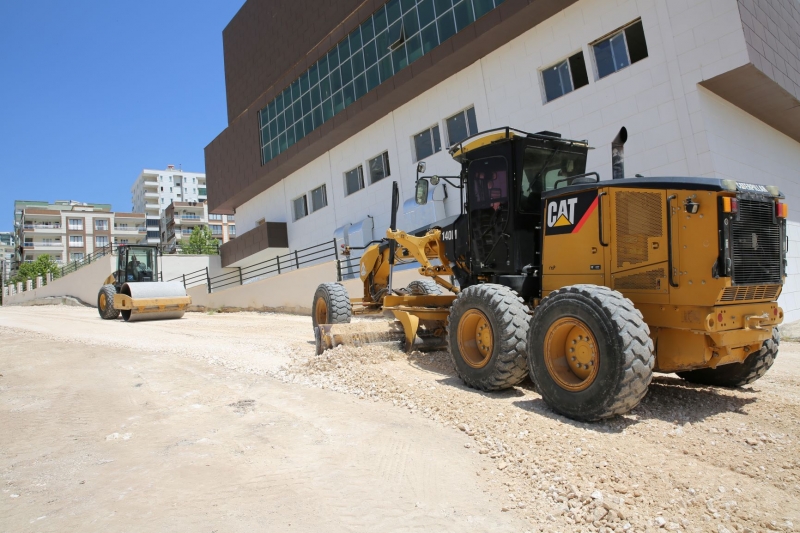 Karaköprü’de yeni yollar için çalışmalar sürüyor