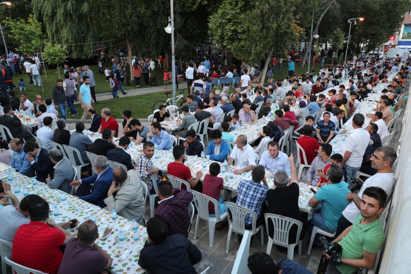 Kardeşlik Sofrasında Adres Bu Kez Siverek Oldu
