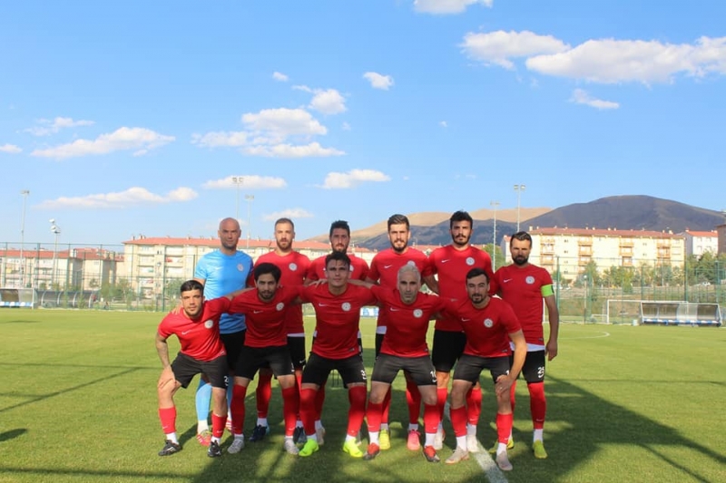 KARKAÖPRÜ BELEDİYESPOR’UN ERZURUM KAMPI SONA ERDİ
