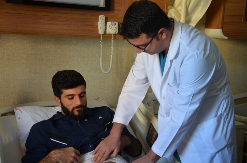 KASIK FITIĞININ İÇİNE GİZLENMİŞ APANDİSİT AMELİYATI YAPILDI