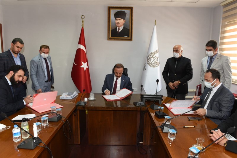 Katar’dan Şanlıurfa ile Telabyad’a eğitim ve sağlık desteği