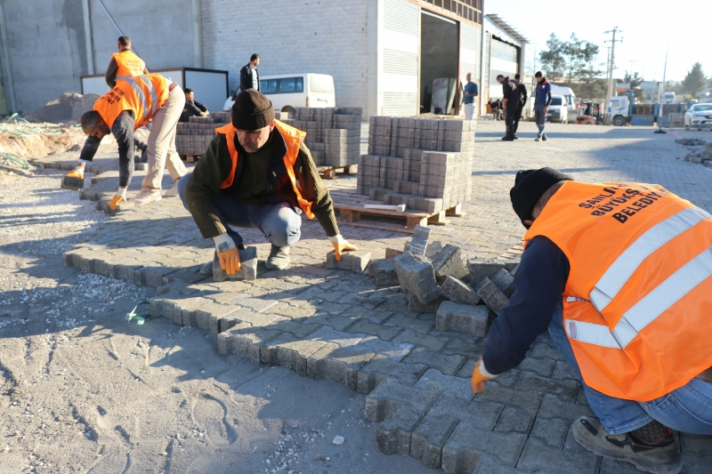 KENT ESTETİĞİ EKİPLERİ GECE GÜNDÜZ ÇALIŞMALARINI SÜRDÜRÜYOR