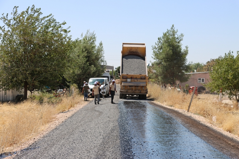 KIRSALDA YOL ÇALIŞMALARI HIZ KESMİYOR