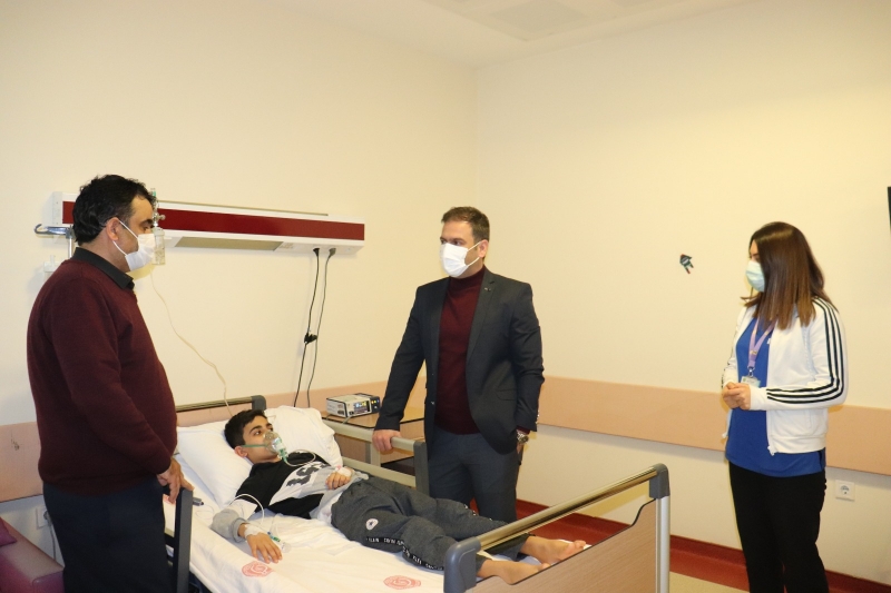 KİST HİDATİK HASTALIĞI HALA ÜLKEMİZDE  ÖNEMLİ BİR HALK SAĞLIĞI SORUNUDUR