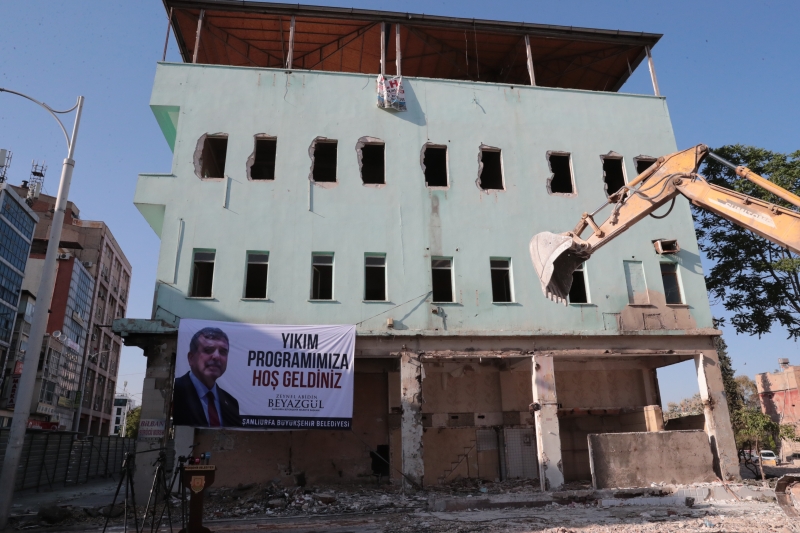 Kızılay meydan projesinde son engel yıkıldı