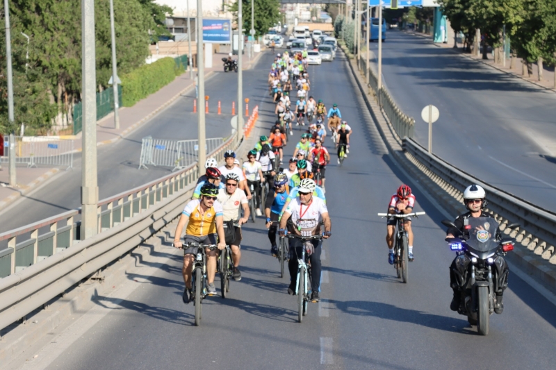 KLAUS SCHMİDT İÇİN PEDAL ÇEVİRDİLER.