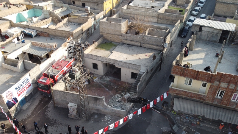 KÜLTÜR VE TURİZM YOLU İÇİN YIKIM VE ÇALIŞMALARI BAŞLADI