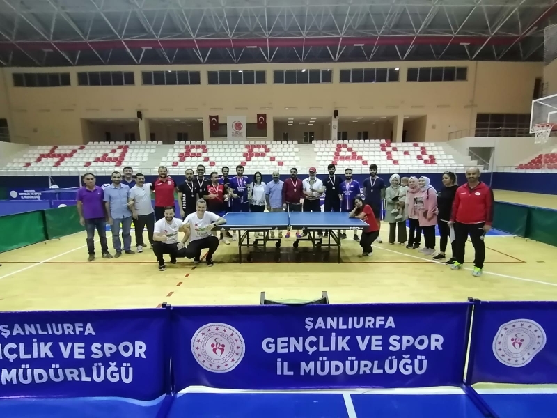 KURUMLARARASI MASA TENİSİ TURNUVASI SONA ERDİ