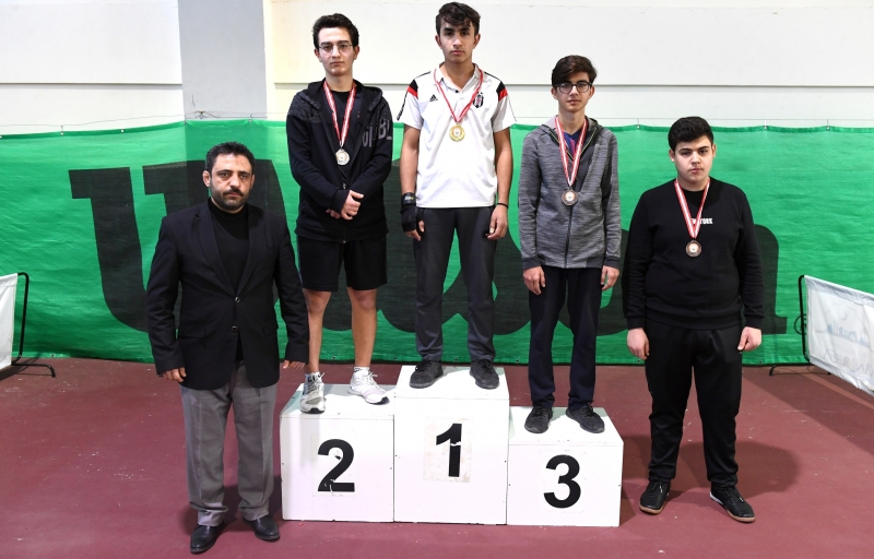 MASA TENİSİ TURNUVASINA YOĞUN İLGİ