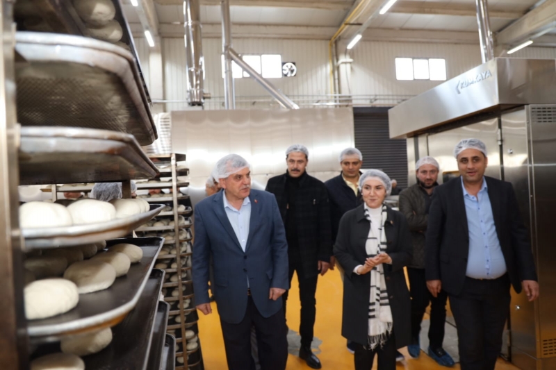 MİLLETVEKİLİ AÇANAL’DAN HALK EKMEĞE TAM NOT