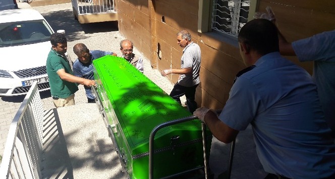 Minibüsün çarptığı kişi öldü