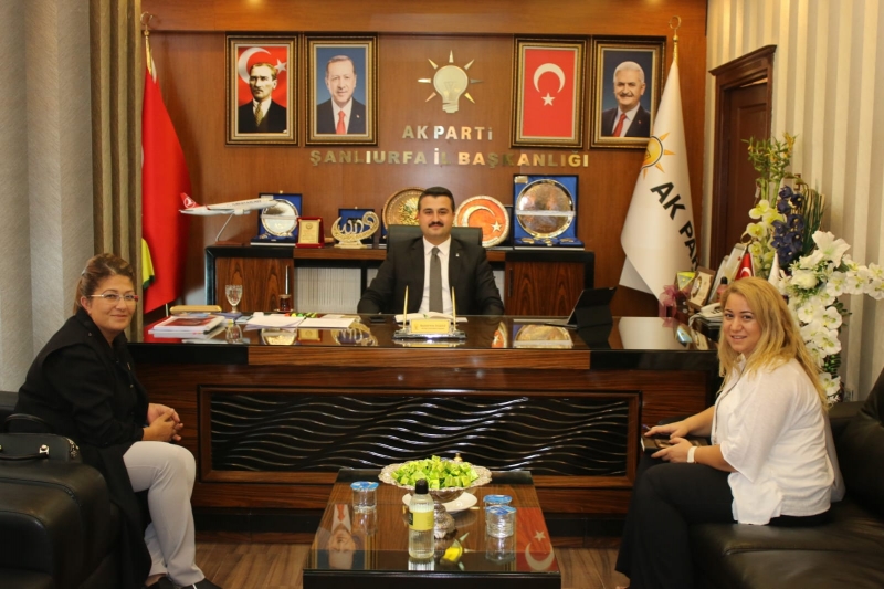 MKYK Üyesi Vildan Polat AK Parti İl Başkanlığını Ziyaret Etti