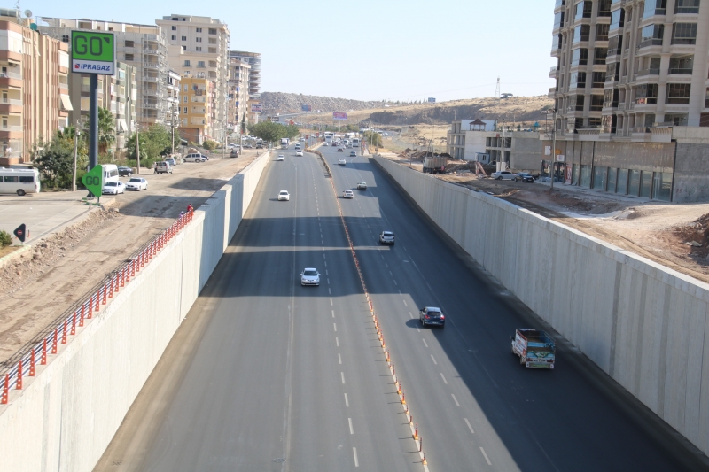 Narlıdere'de Çalışmalar Hızla Sürüyor