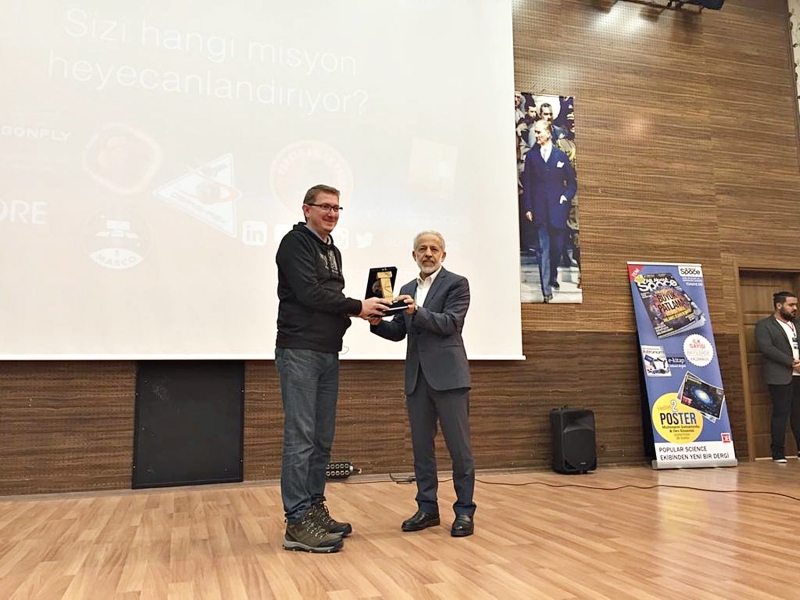 NASA'da Görevli Türk Bilim İnsanı Umut Yıldız HRÜ’nün Davetlisiydi