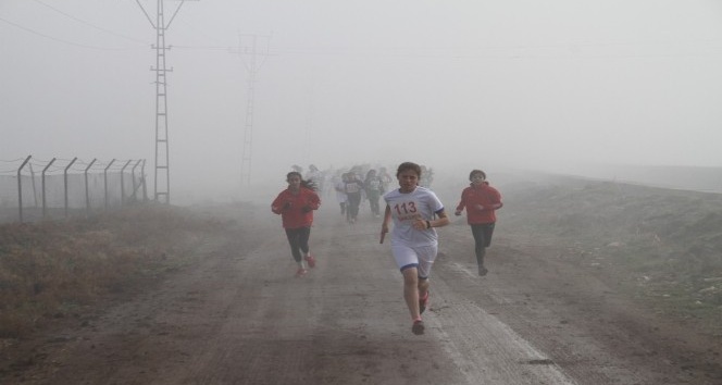 Okullar arası kros yarışması şampiyonası sona erdi