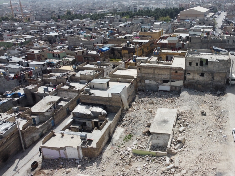 OSMANLI MAHALLESİNDEKİ YOL ÇALIŞMALARI SÜRÜYOR