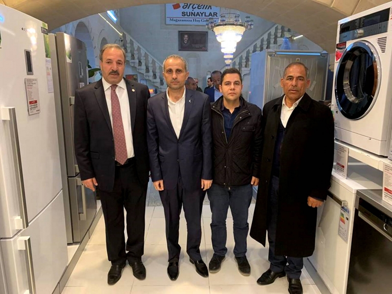 Özcan Ak Parti adayları için destek istiyor