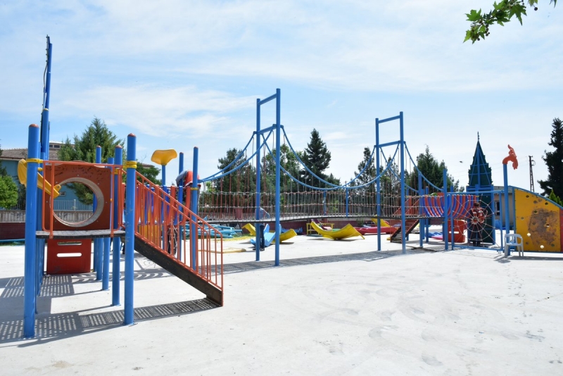 Parklar yine sessizliğe büründü