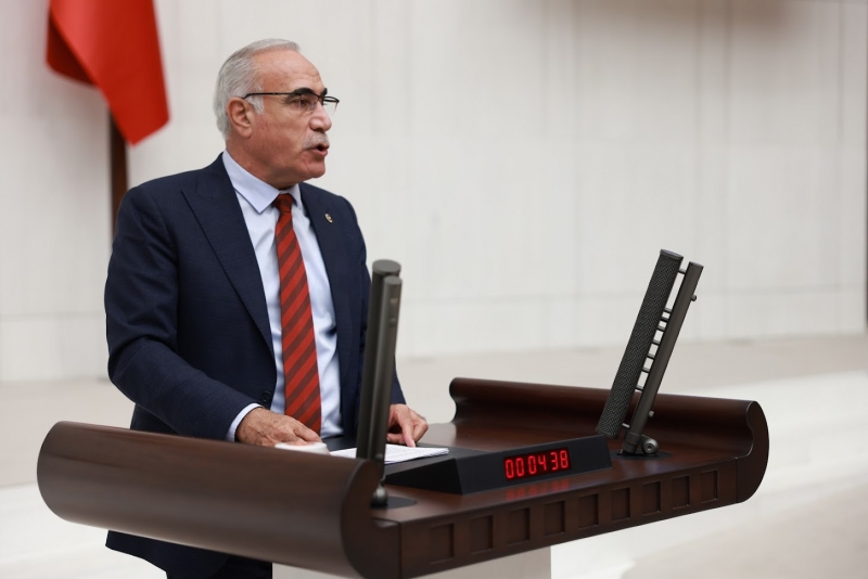 PTT Kuyrukları için gelen cevaba isyan etti