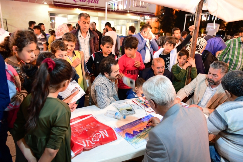 Ramazan Sokağı İlk Günden Yoğun İlgi Gördü