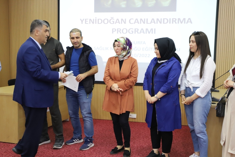 Sağlık Çalışanlarına Yenidoğan Canlandırma Eğitimi verildi.