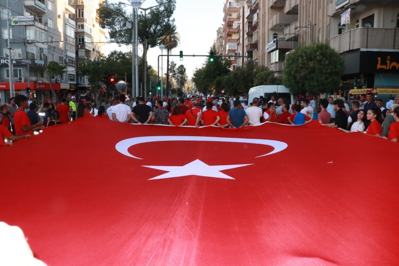Şanlıurfa 15 Temmuz’un yıl dönümünde tek yürek oldu