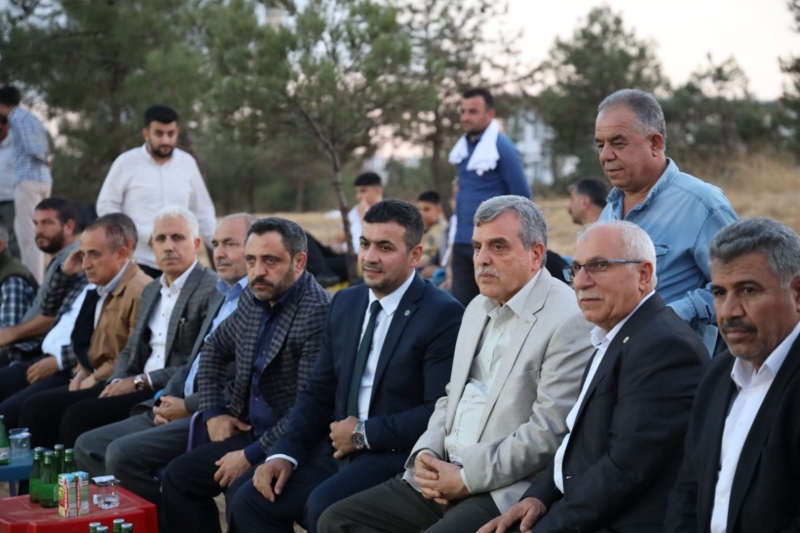 ŞANLIURFA BÜYÜKŞEHİR BELEDİYESİ’NDEN ESNAFLA EL ELE FUTBOL TURNUVASI