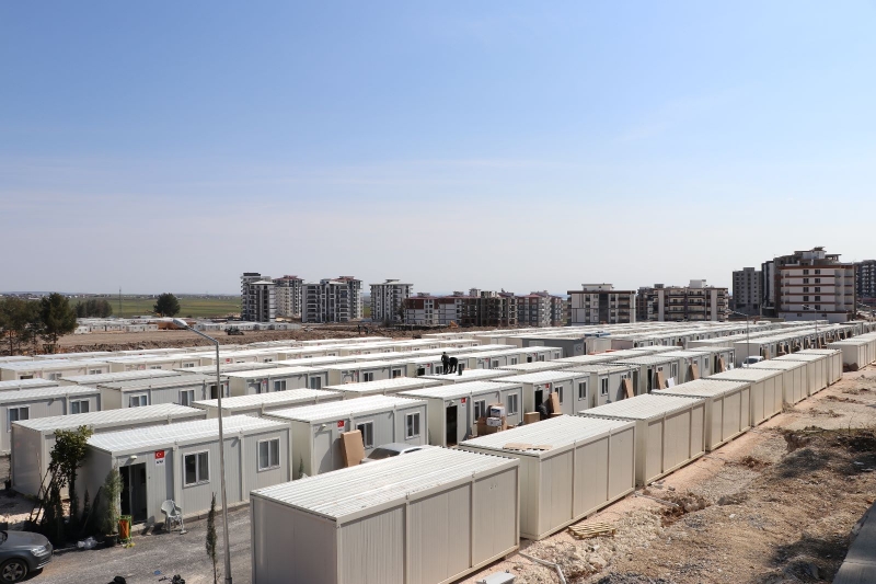 ŞANLIURFA BÜYÜKŞEHİR ADIYAMAN’DA YARALARI SARMAYA DEVAM EDİYOR