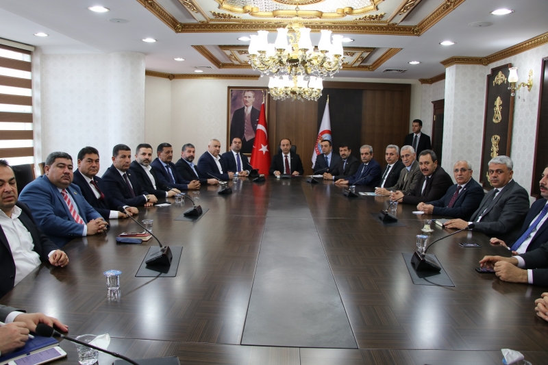 Şanlıurfa , Cumhurbaşkanı Recep Tayyip Erdoğan'ı Karşılamaya Hazırlanıyor