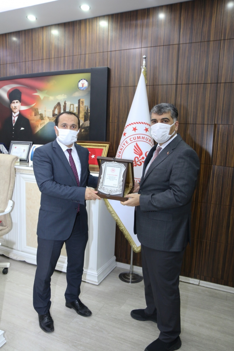 Şanlıurfa İl Sağlık Müdürlüğünde Devir Teslim Töreni Gerçekleşti.