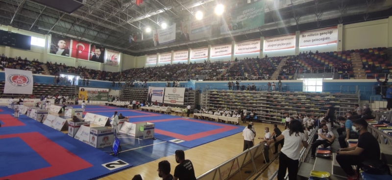 ŞANLIURFA, TÜRKİYE KARATE ŞAMPİYONASINA EV SAHİPLİĞİ YAPIYOR