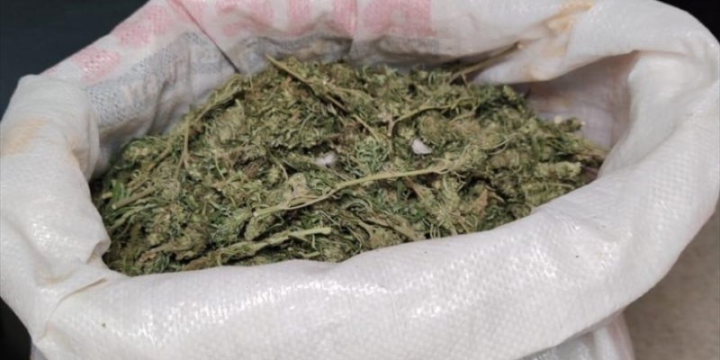 Şanlıurfa’da 10 kilogram esrar ele geçirildi: 3 gözaltı