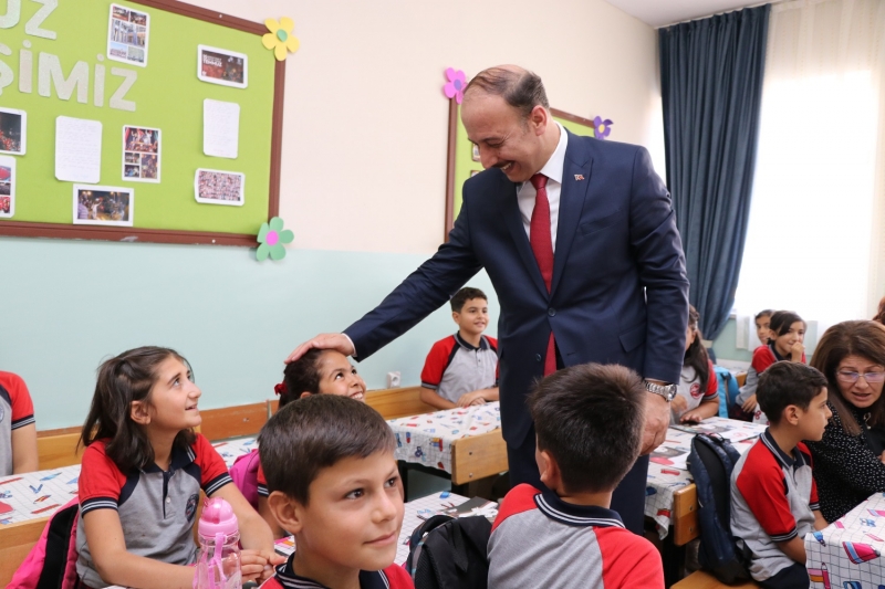 Şanlıurfa'da 800 Bin öğrenci Ders Başı Yaptı