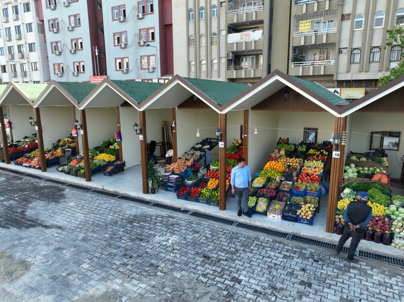 ŞANLIURFA’DA ESKİ GÖRÜNTÜ TARİH OLDU, YENİ PAZAR ALANI AÇILDI