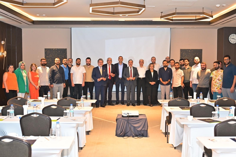 ŞANLIURFA'DA KALP VE AKCİĞER UZMANLARI PULMONER HİPERTANSİYON İÇİN BULUŞTU