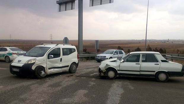 Şanlıurfa'da trafik kazası: 4 yaralı
