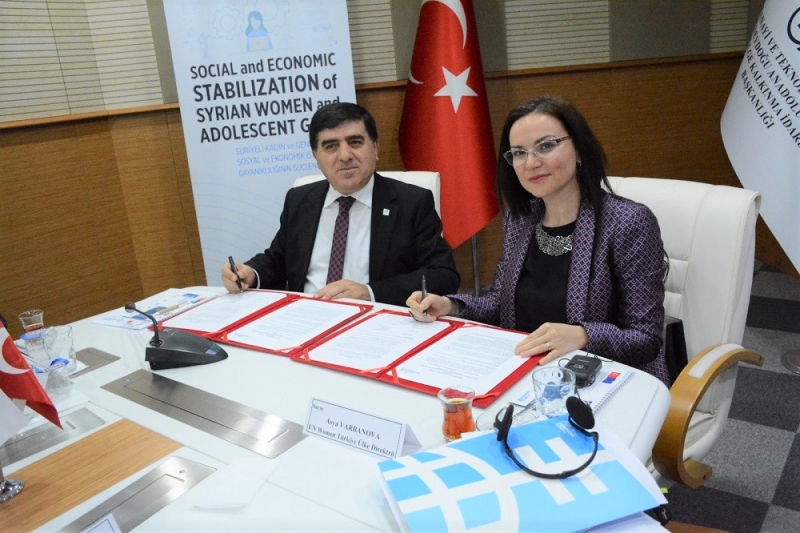 Şanlıurfa’da yaşayan Suriyeli ve Türk kadın ve genç kızların yararlanacağı proje uygulanmaya başladı.